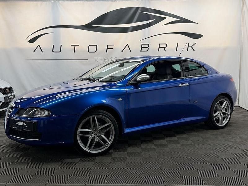 Blau Gebraucht 2009 Alfa Romeo GT Quadrifoglio Verde Coupé | 12.990 € - Bild 1/4
