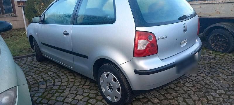 Gebraucht VW Polo 53 PS (38 kW) 2003 Silber Kleinwagen