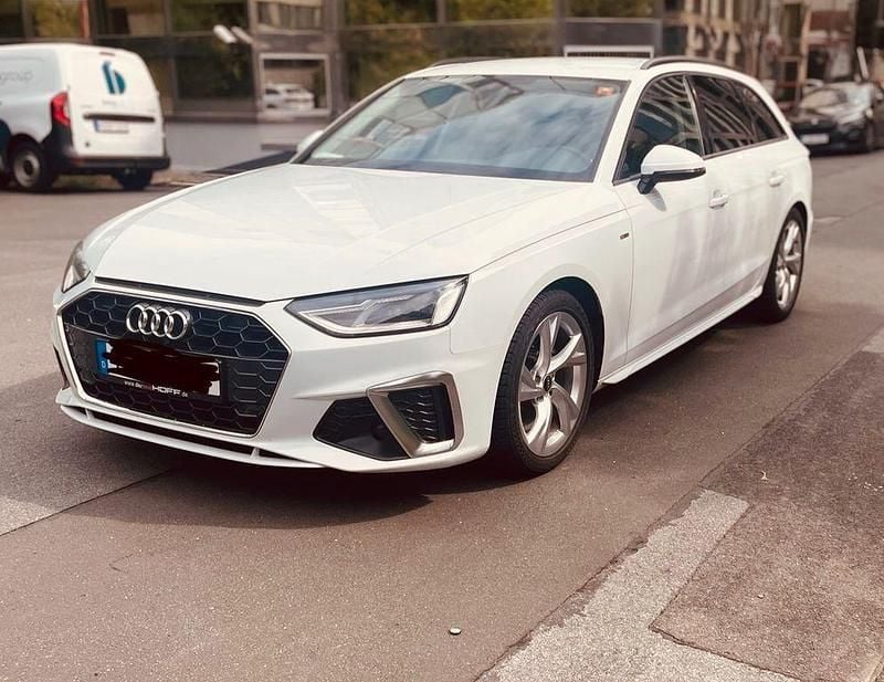 Weiß Gebraucht 2021 Audi A4 S-Line Kombi | 22.900 € (Guter Preis) - Bild 1/4