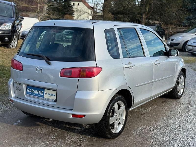 Second-hand Mazda 2 Active 80 CP (58 kW) 2005 Argintiu Hatchback