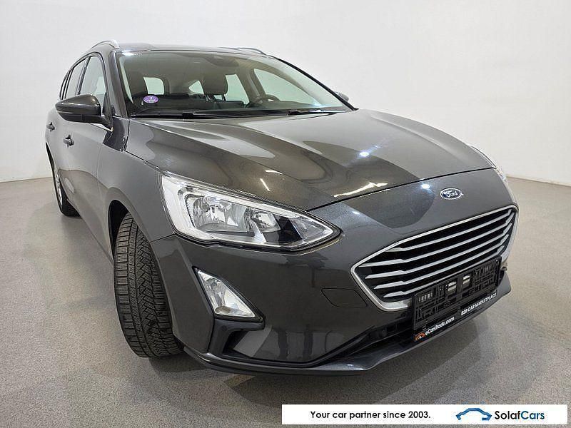 Gebraucht Ford Focus 101 PS (74 kW) 2019 Grau Limousine
