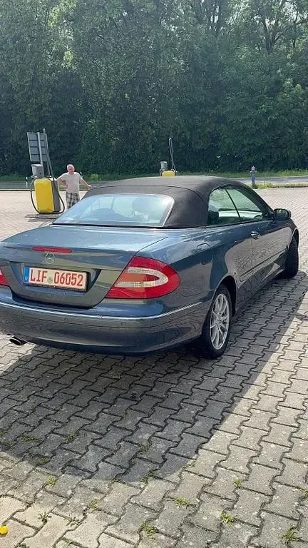 Gebraucht Mercedes CLK200 Avantgarde 163 PS (119 kW) 2005 Blau Cabrio