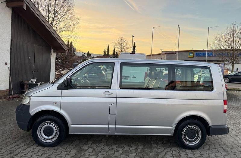 Gebraucht VW T5 131 PS (96 kW) 2010 Silber Van