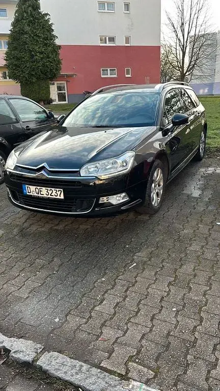 Gebraucht Citroën C5 Tendance 156 PS (114 kW) 2012 Schwarz Kombi