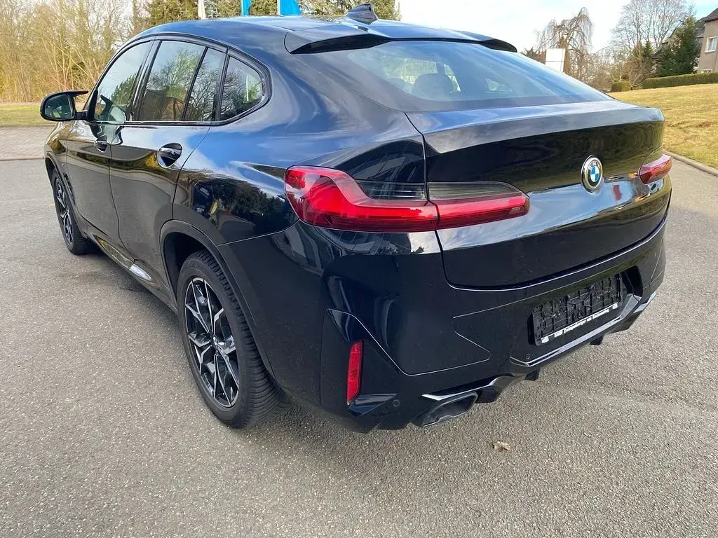 Gebraucht BMW X4 M Sport 340 PS (250 kW) 2023 Schwarz SUV