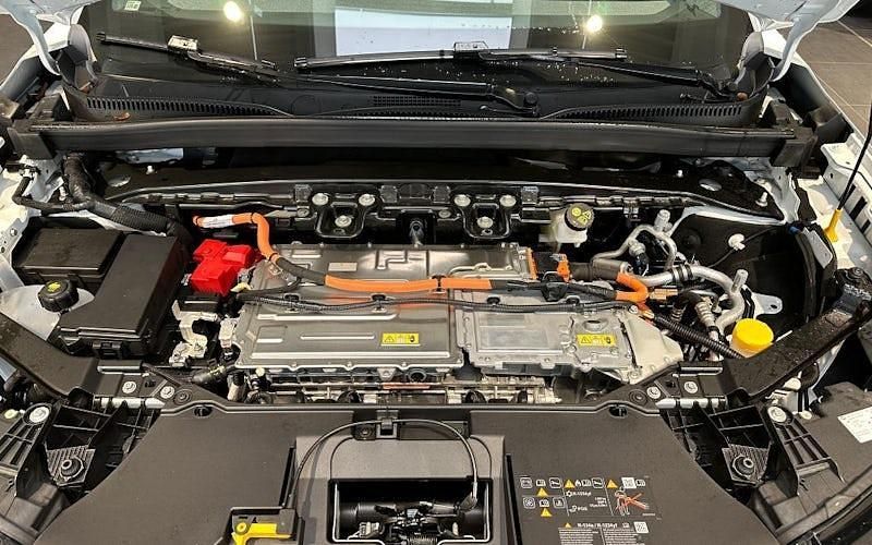 Gebraucht Renault Scenic E-Tech Evolution 125 kW (170 PS) 2024 Weiß SUV