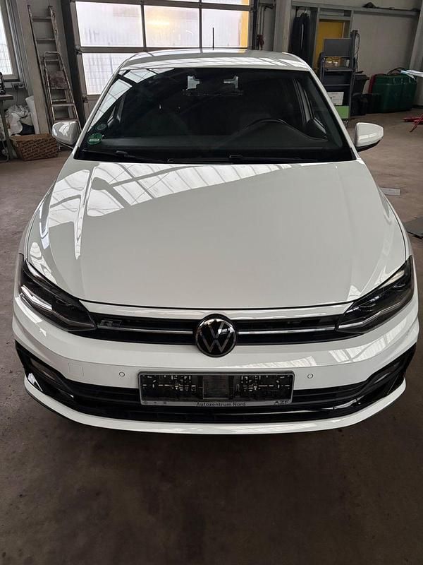 Gebraucht VW Polo R-line 150 PS (110 kW) 2021 Weiß Kleinwagen