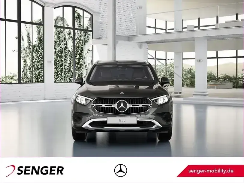 Gebraucht Mercedes GLC300e Avantgarde 313 PS (230 kW) 2026 Andere SUV