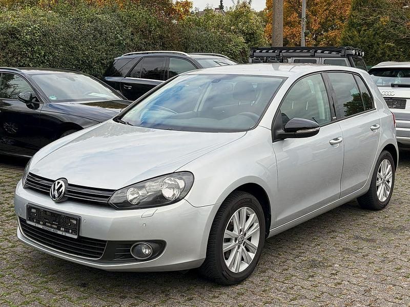 Silber Gebraucht 2011 VW Golf VI Style Limousine | 6.400 € (Fairer Preis) - Bild 1/4
