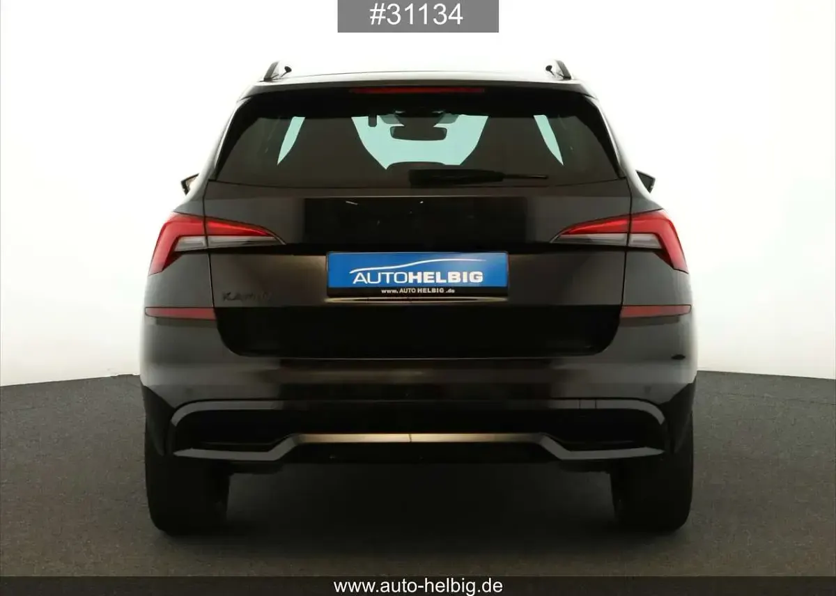 Gebraucht Skoda Kamiq Monte Carlo 150 PS (110 kW) 2023 Schwarzmagic perleffekt SUV