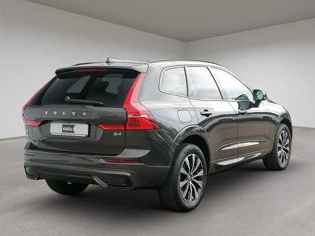 Gebraucht Volvo XC60 Plus 197 PS (144 kW) 2022 Grau SUV
