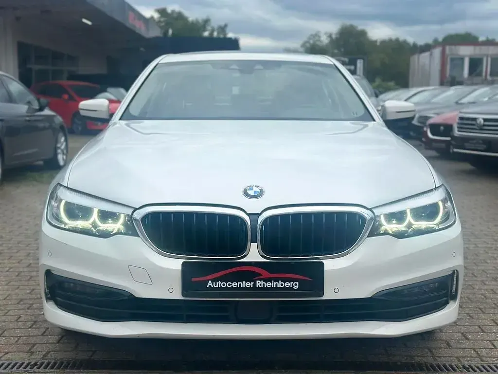 Gebraucht BMW 530e Sport Line 296 PS (217 kW) 2019 Alpinweiss iii Limousine
