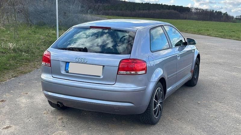 Gebraucht Audi A3 Ambiente 102 PS (75 kW) 2007 Grau Kleinwagen