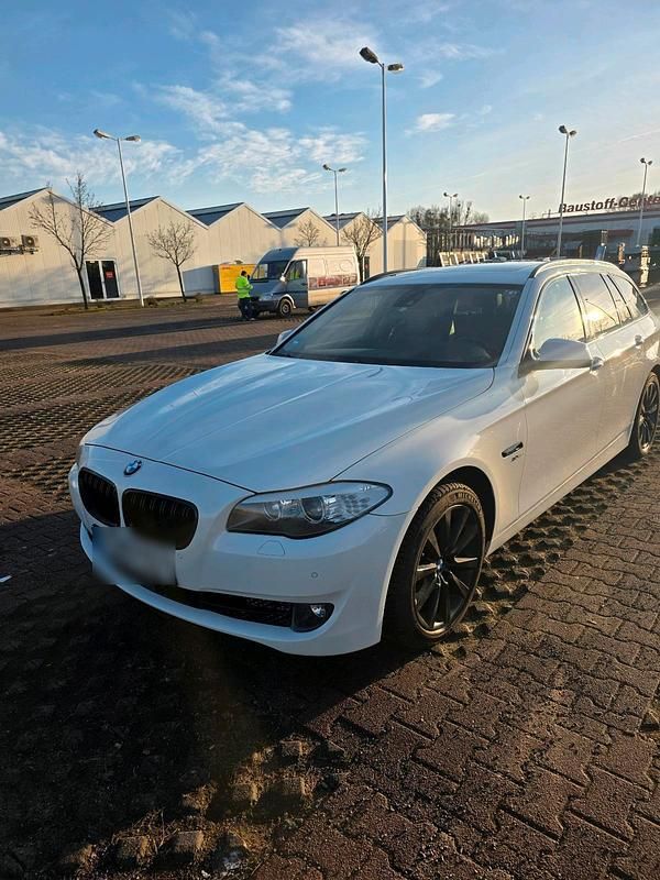 Gebraucht BMW 525 218 PS (160 kW) 2012 Limousine