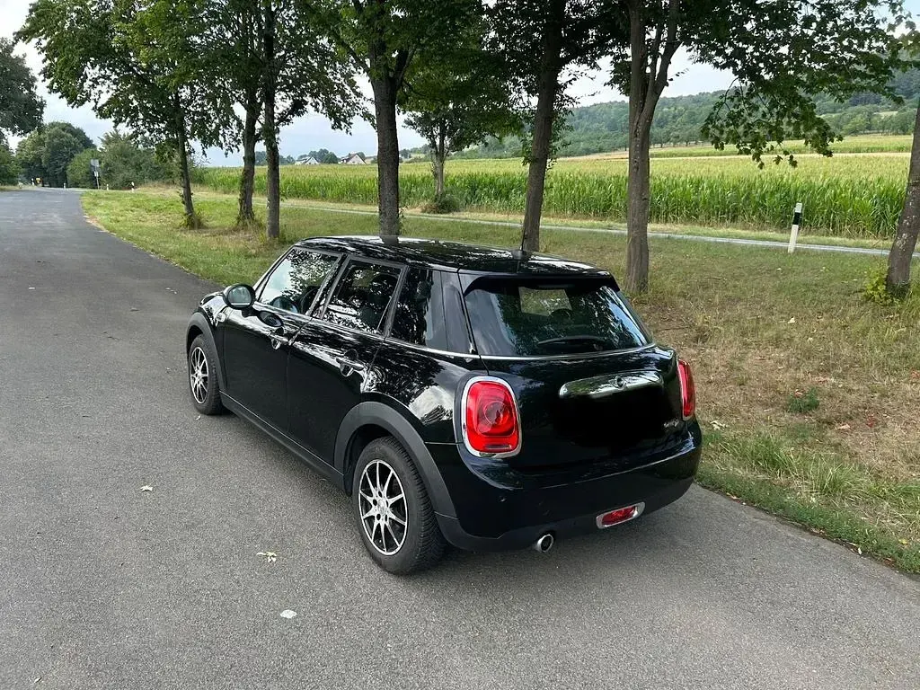 Gebraucht Mini One D 95 PS (69 kW) 2015 Schwarz Kleinwagen