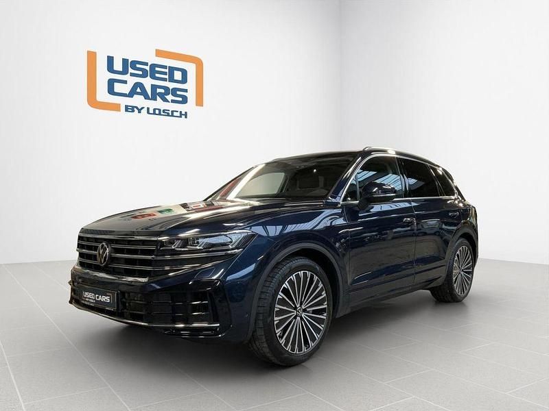 Blau Gebraucht 2024 VW Touareg Elegance SUV | 72.990 € (Etwas zu teuer) - Bild 1/4