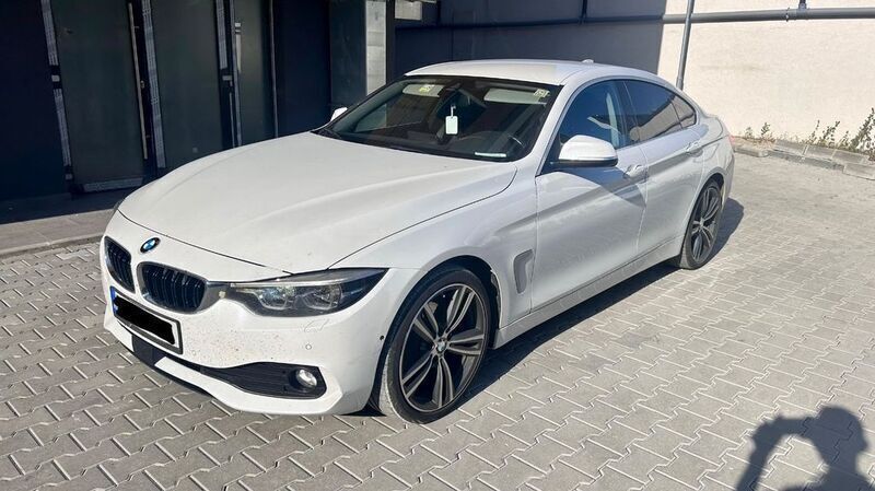 Weiß Gebraucht 2016 BMW 420 Gran Coupé Sport Line Coupé | 17.000 € (Teuer) - Bild 1/4