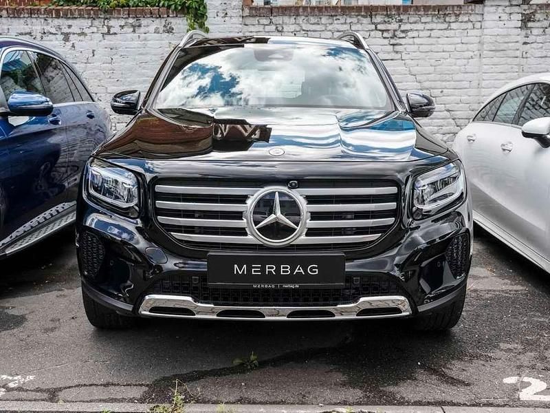 Gebraucht Mercedes GLB250 Progressive 224 PS (164 kW) 2024 Kosmosschwarz SUV