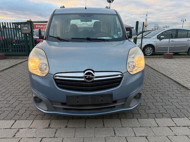 Blau Gebraucht 2012 Opel Combo Edition Van / Kleinbus | 4.245 € (Teuer) - Bild 1/4