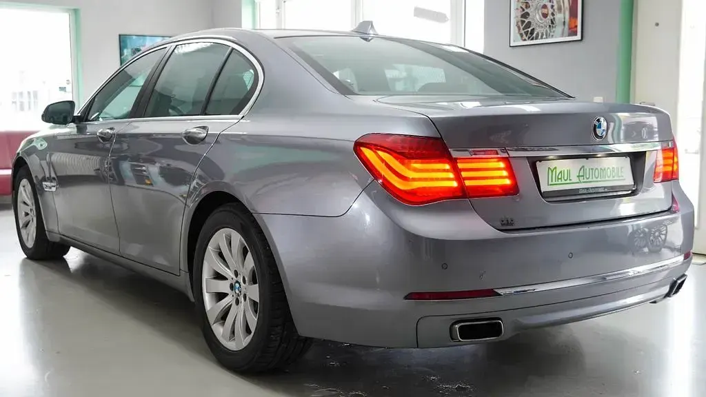 Occasion BMW 740 313 ch (230 kW) 2014 Gris Berline