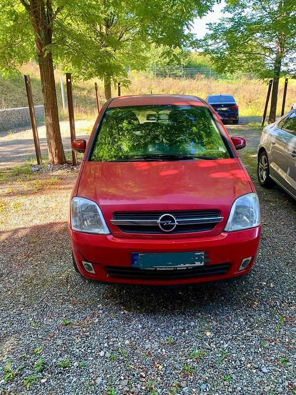 Rot Gebraucht 2005 Opel Meriva Van / Kleinbus | 650 € (Superpreis) - Bild 1/4
