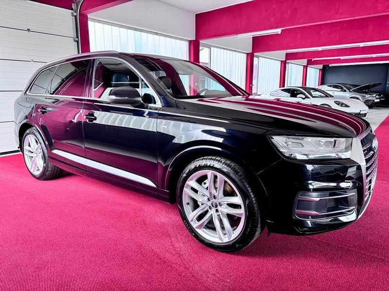 Gebraucht Audi Q7 S-Line 272 PS (200 kW) 2015 Orcaschwarz metallic SUV