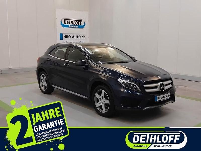 Gebraucht Mercedes GLA180 AMG line 122 PS (89 kW) 2017 Blau SUV