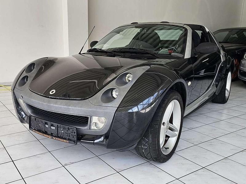 Schwarz Gebraucht 2004 Smart Roadster Cabrio | 3.490 € (Fairer Preis) - Bild 1/4