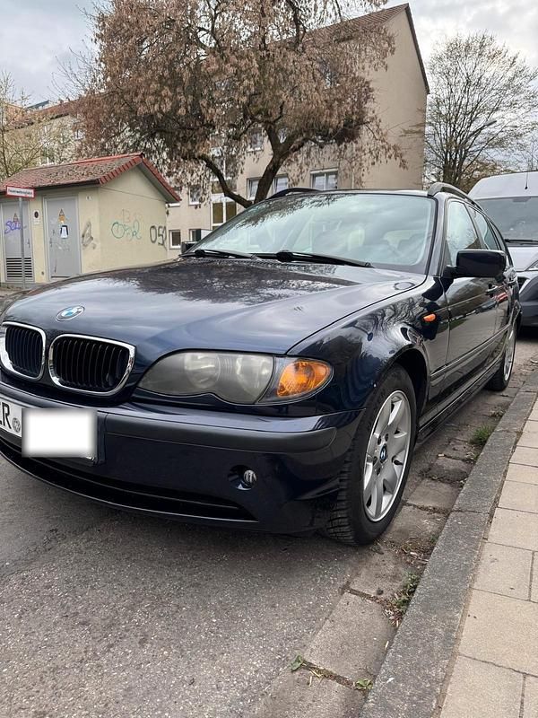 Gebraucht BMW 320 150 PS (110 kW) 2004 Blau Kombi