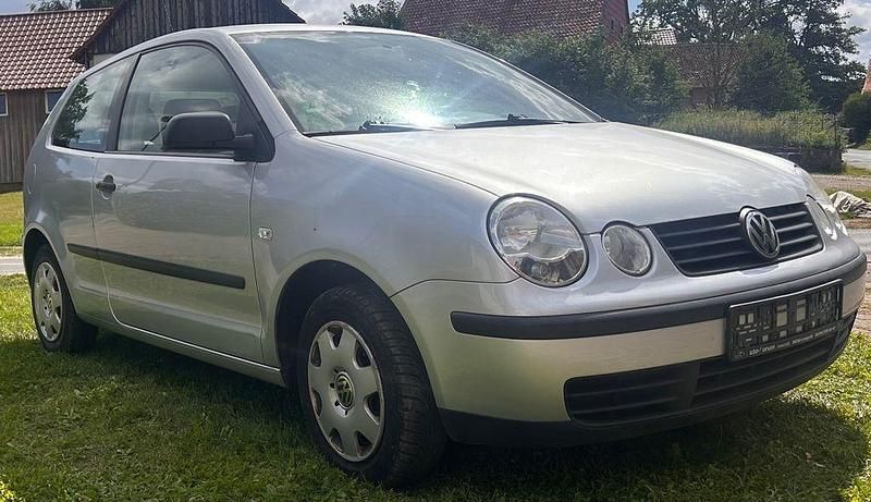 Silber Gebraucht 2002 VW Polo Kleinwagen | 999 € (Fairer Preis) - Bild 1/4