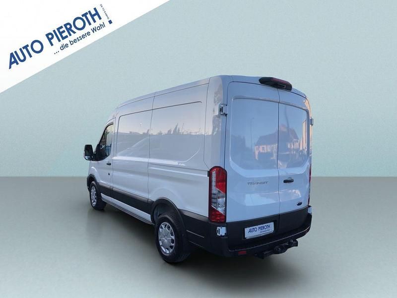 Gebraucht Ford Transit Trend 131 PS (96 kW) 2024 Frozen white Pickup