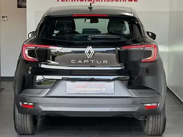 Usata Renault Captur Evolution 158 CV (116 kW) 2024 Nero SUV