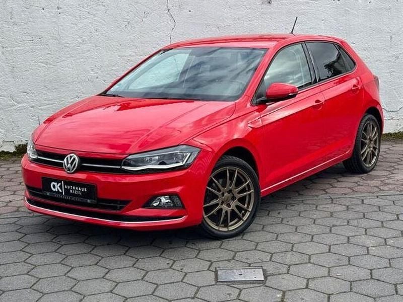 Gebraucht VW Polo Highline 95 PS (69 kW) 2018 Flashrot Kleinwagen