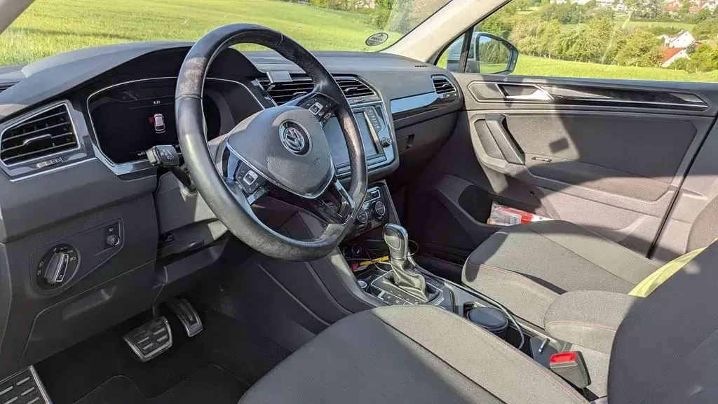 Gebraucht VW Tiguan Sound 150 PS (110 kW) 2017 Weiß SUV