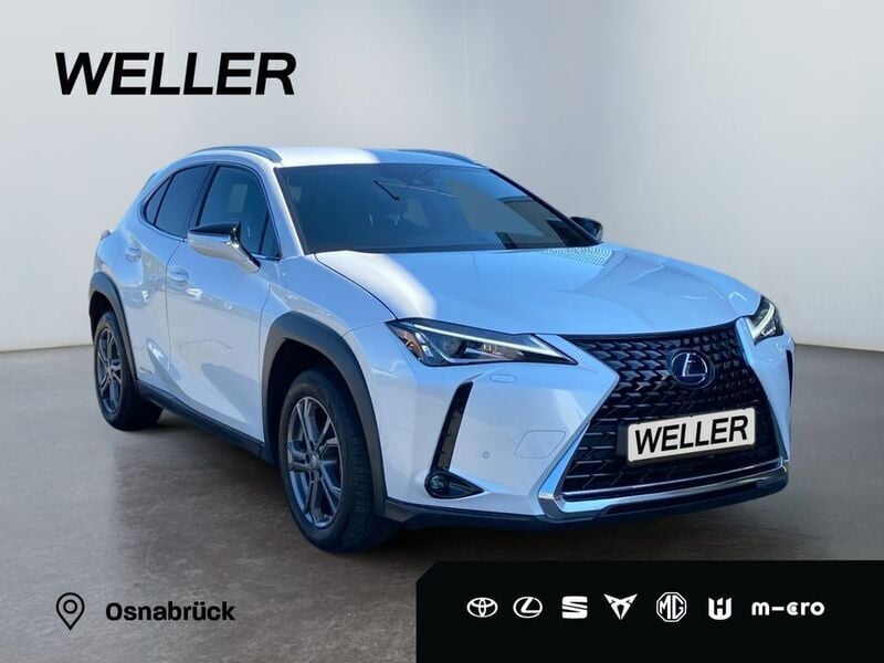 Weiss Gebraucht 2022 Lexus UX 250h SUV | 27.480 € (Guter Preis) - Bild 1/4