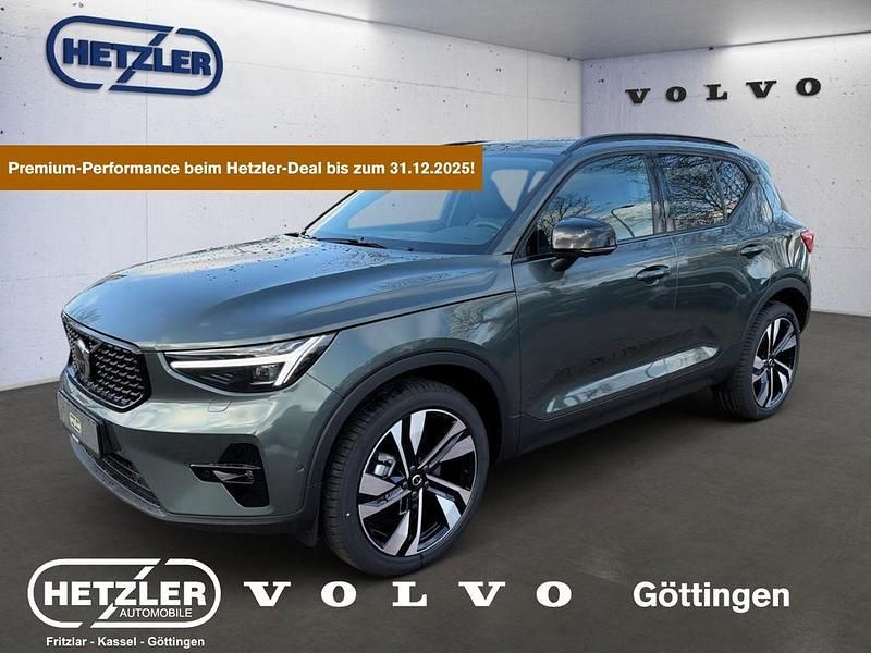 Forest lake / metallic Neu 2025 Volvo XC40 Ultra SUV | 47.840 € (Etwas zu teuer) - Bild 1/4