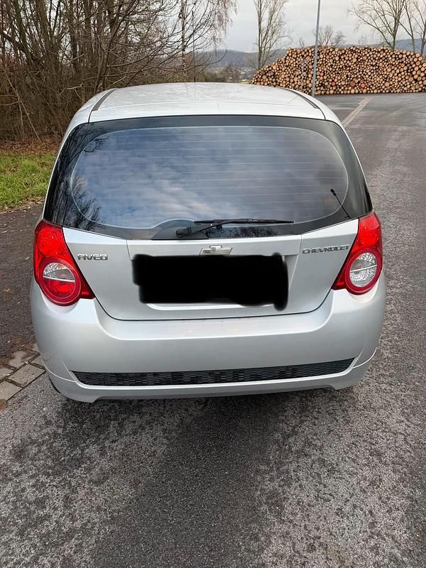 Gebraucht Chevrolet Aveo 84 PS (61 kW) 2002 Silber Kleinwagen