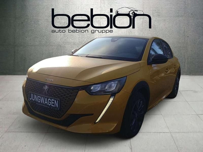 Gelb Gebraucht 2022 Peugeot e-208 Allure Kleinwagen | 16.880 € (Fairer Preis) - Bild 1/4
