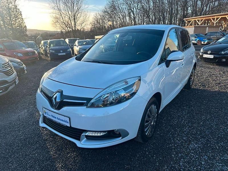 Weiß Gebraucht 2014 Renault Scénic III Initiale Paris Van / Kleinbus | 8.990 € (Teuer) - Bild 1/4