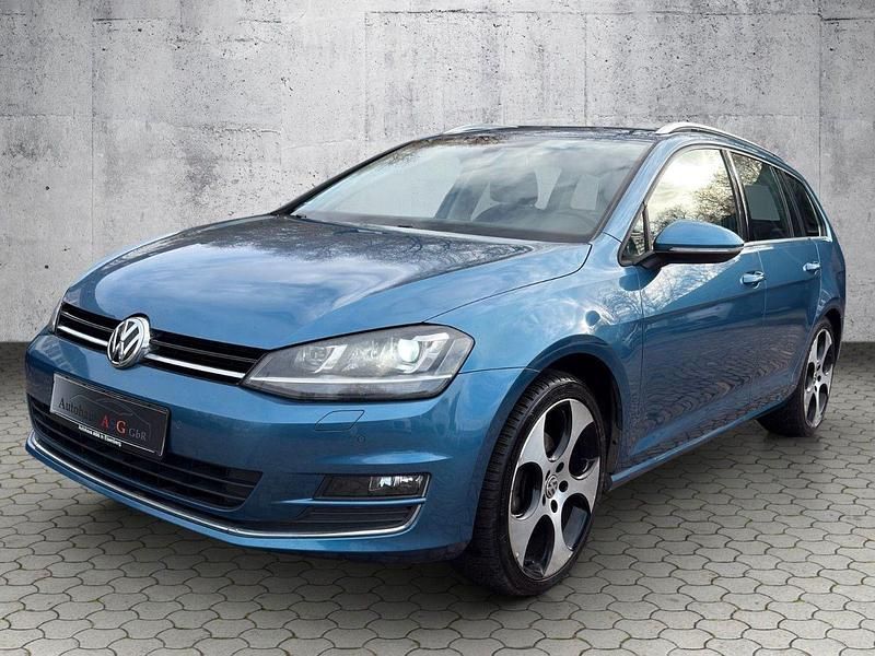 Blau Gebraucht 2015 VW Golf VII Highline Kombi | 10.900 € (Fairer Preis) - Bild 1/4