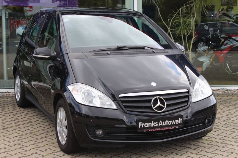Gebraucht Mercedes A160 95 PS (69 kW) 2010 Schwarz Limousine