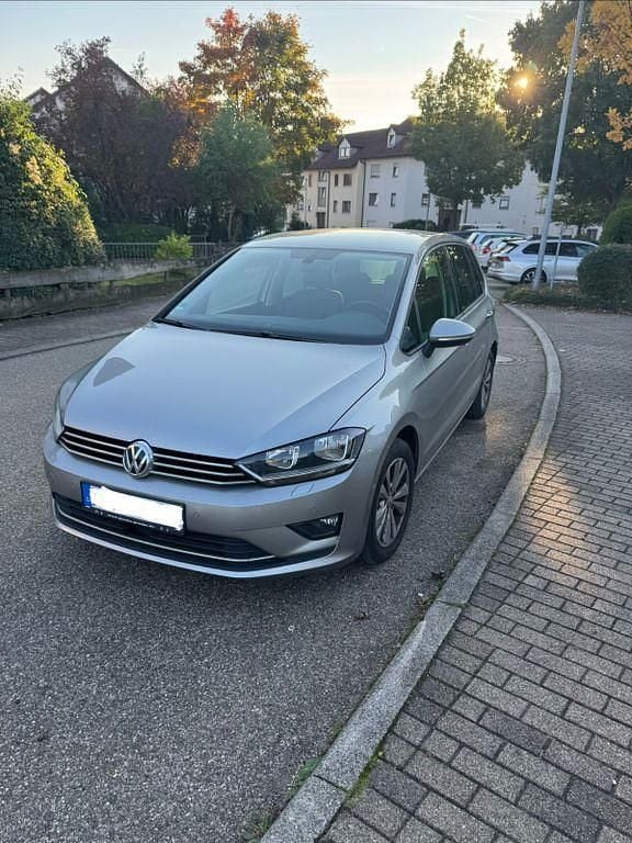 Grau Gebraucht 2017 VW Golf Sportsvan Comfortline Van / Kleinbus | 12.500 € (Fairer Preis) - Bild 1/4