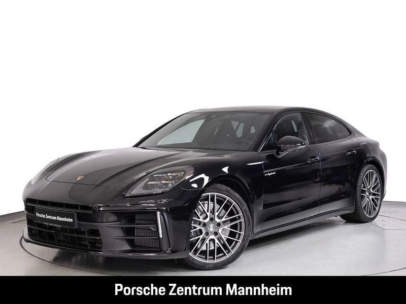 Tiefschwarzmetallic Neu 2025 Porsche Panamera 4 Limousine | 162.190 € (Guter Preis) - Bild 1/4