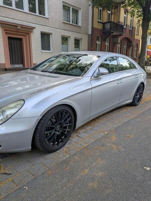 Silber Gebraucht 2007 Mercedes CLS350 Coupé | 8.000 € (Superpreis) - Bild 1/4