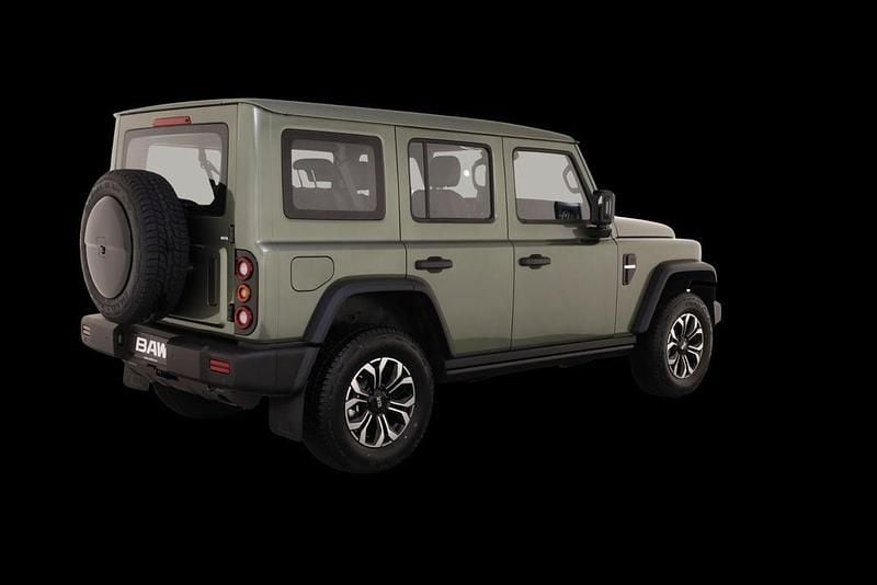 Neu BAW 212 166 PS (122 kW) 2026 Grün SUV