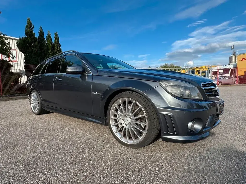 Gebraucht Mercedes C63 AMG AMG 457 PS (336 kW) 2010 Grau Limousine