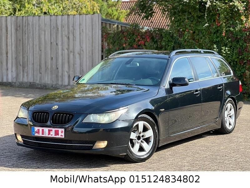 Gebraucht BMW 525 197 PS (144 kW) 2007 Schwarz Kombi
