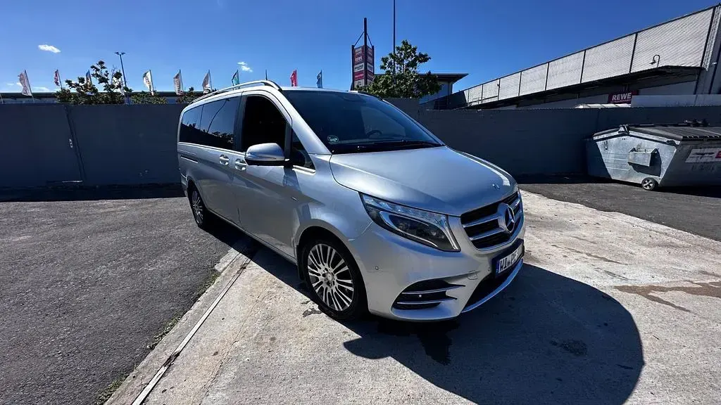 Gebraucht Mercedes V250 Avantgarde 190 PS (139 kW) 2014 Silber Van / Kleinbus