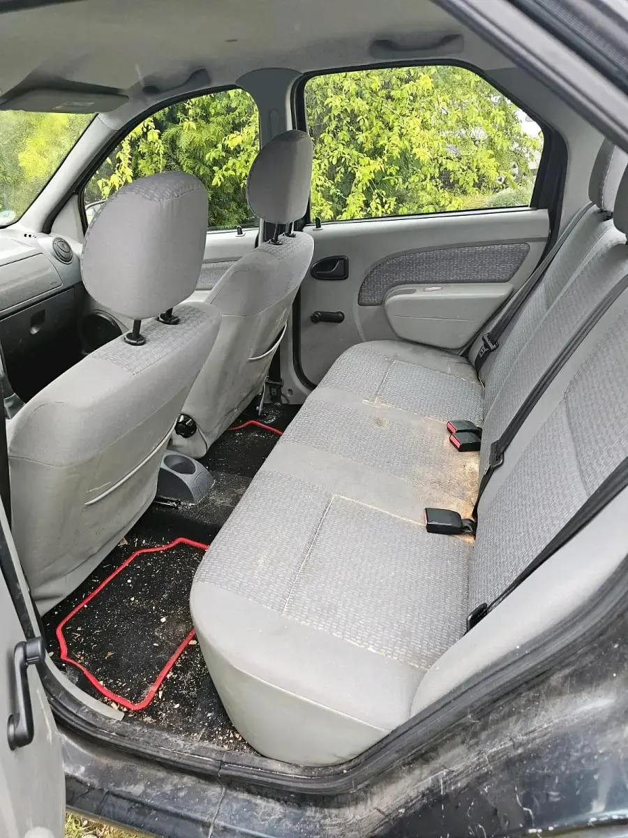 Gebraucht Dacia Logan 75 PS (55 kW) 2008 Grau Limousine