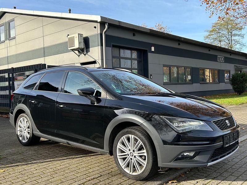Schwarz Gebraucht 2018 Seat Leon X-Perience 4Drive Kombi | 11.990 € (Guter Preis) - Bild 1/4